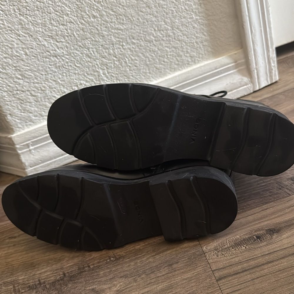 Vince Rae Leather Boot - Picture 7 of 7